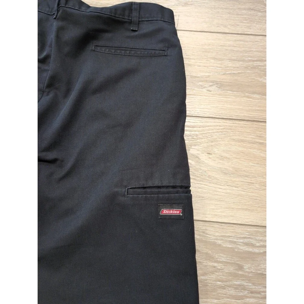 DICKIES CASUAL SHORTS MENS SIZE 36(34 ACTUAL) LOOSE FIT 12